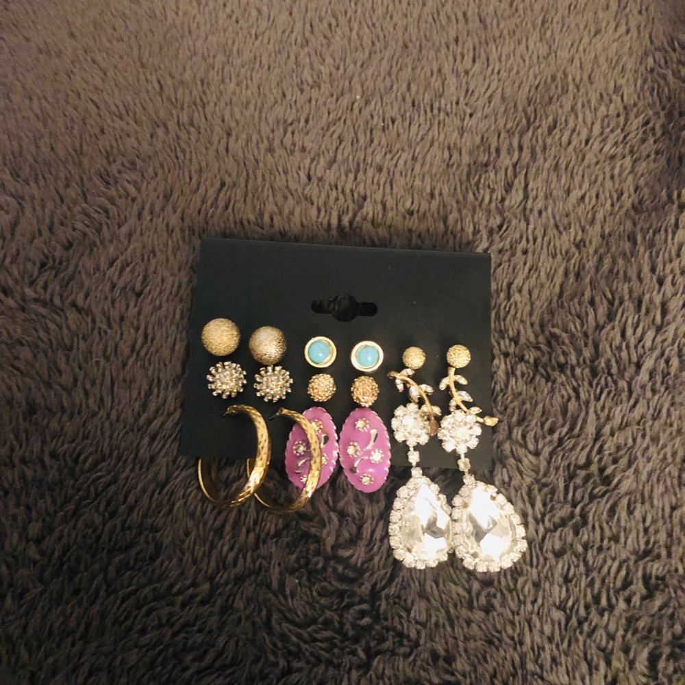 Set of Earrings